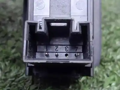 Peça sobressalente para automóvel em segunda mão botão / interruptor elevador vidro dianteiro direito por volkswagen touareg (7la, 7l6, 7l7) 2.5 r5 tdi referências oem iam 1f0959855 - 7l6959851a   Peça sobressalente para automóvel em segunda mão botão / interruptor elevador vidro dianteiro direito por volkswagen touareg (7la, 7l6, 7l7) 2.5 r5 tdi referências oem iam 1f0959855 - 7l6959851a