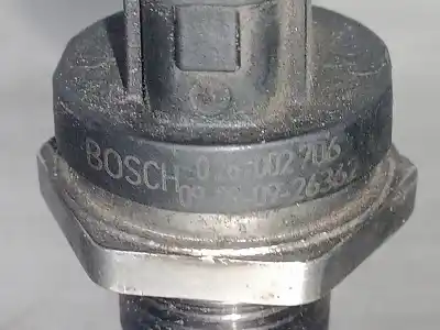 Автозапчастина б/у датчик тиску для iveco daily furgón 2.8 30-10 classic. caja cerrada. techo elevado [2.8 ltr. - 76 kw diesel] посилання на oem iam 0281002706  