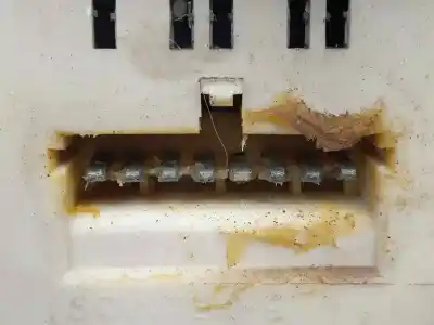 Автозапчастина б/у правий ліхтар для renault clio i fase i+ii (b/c57) 1.2 посилання на oem iam   91-96