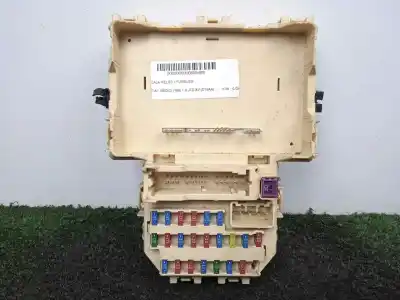 Pezzo di ricambio per auto di seconda mano scatola relè/fusibili per fiat sedici (189_) 1.9 d multijet 4x4 riferimenti oem iam 