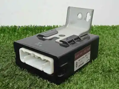 Peça sobressalente para automóvel em segunda mão módulo eletrônico por toyota corolla (e12) 2.0 d-cat referências oem iam 8865002380 - mb2772000570  