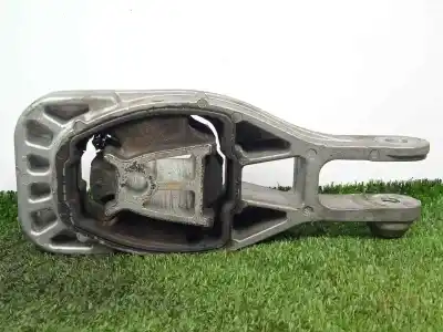 Recambio de automóvil de segunda mano de soporte motor para opel mokka 1.7 16v cdti referencias oem iam 684424 - 95248684 - 95245332