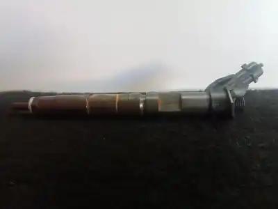 Pezzo di ricambio per auto di seconda mano iniettore per toyota auris (_e15_) 1.4 d-4d (nde150_) riferimenti oem iam 2367033060 - 0445116044  