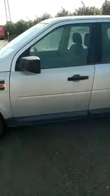 Second-hand car spare part left front door for land rover freelander (lr2) 2.2 td4 cat oem iam references 