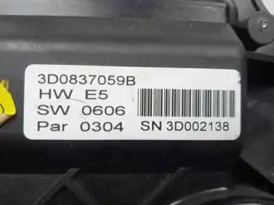 Pezzo di ricambio per auto di seconda mano motore chiusura centrale anteriore sinistro per volkswagen phaeton (3d2/3d8) 4.9 v10 tdi cat (ajs) riferimenti oem iam 3d0837059b  