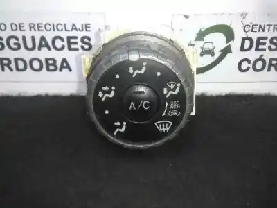 Peça sobressalente para automóvel em segunda mão comando de sofagem (chauffage / ar condicionado)  por toyota yaris (ksp9/scp9/nlp9) 1.4 turbodiesel cat referências oem iam 559010d010