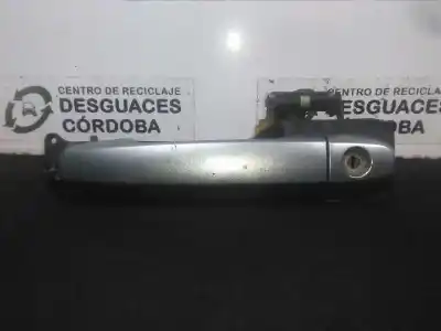 Peça sobressalente para automóvel em segunda mão puxador exterior dianteiro esquerdo por toyota yaris (ksp9/scp9/nlp9) 1.4 turbodiesel cat referências oem iam 