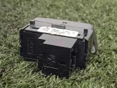 Second-hand car spare part switch for volkswagen phaeton (3d2/3d8) 4.9 v10 tdi cat (ajs) oem iam references 3d0962125a  
