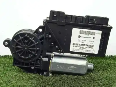 Pezzo di ricambio per auto di seconda mano motore alzacristalli anteriore destro per volkswagen phaeton (3d2/3d8) 4.9 v10 tdi cat (ajs) riferimenti oem iam 3d1959702f - 05074396