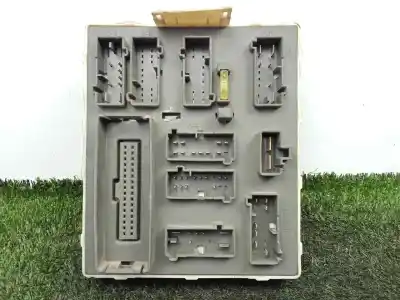 Second-hand car spare part fuse box unit for ford transit connect (tc7) 1.8 tdci cat oem iam references 2t1t14a073bc  