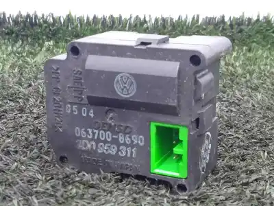 Pezzo di ricambio per auto di seconda mano motore di riscaldamento per volkswagen phaeton (3d2/3d8) 4.9 v10 tdi cat (ajs) riferimenti oem iam 3d0959311 - 0637008690