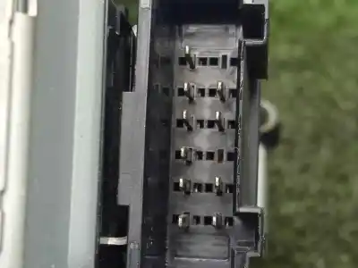 Pezzo di ricambio per auto di seconda mano impianto audio / radio cd per volkswagen phaeton (3d2/3d8) 4.9 v10 tdi cat (ajs) riferimenti oem iam 3d0035110  
