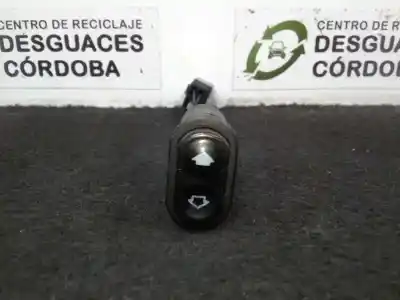 Peça sobressalente para automóvel em segunda mão botão / interruptor elevador vidro dianteiro direito por mahindra bolero pick-up 2.5 td 4wd referências oem iam 