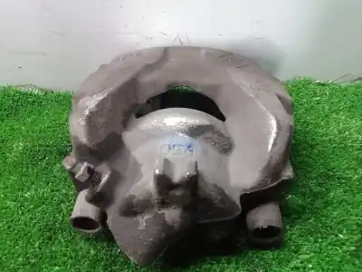 Peça sobressalente para automóvel em segunda mão pinça de travão dianteira esquerda por dacia duster 1.5 dci diesel fap cat referências oem iam 950 - 9lgjs - 240r - 368