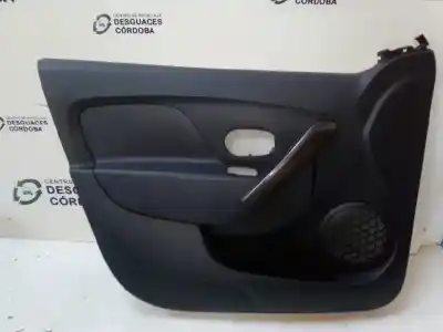 Recambio de automóvil de segunda mano de GUARNECIDO PUERTA DELANTERA IZQUIERDA para DACIA SANDERO  referencias OEM IAM 7034G07 - 809010972R  