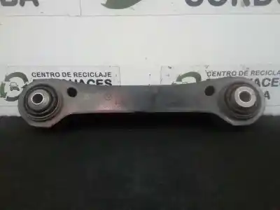 Peça sobressalente para automóvel em segunda mão braço de suspensão traseiro superior direito por bmw serie 1 berlina (e81/e87) 2.0 16v diesel cat referências oem iam 678223702 - 678223802
