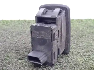 Peça sobressalente para automóvel em segunda mão botão / interruptor elevador vidro traseiro esquerdo por bmw serie 1 berlina (e81/e87) 2.0 16v diesel cat referências oem iam 6945874 - 15939900  