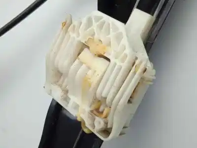 Second-hand car spare part driver left window regulator for bmw serie 1 berlina (e81/e87) 118d oem iam references   