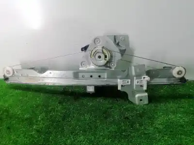 Second-hand car spare part passenger side right window regulator for dacia duster 1.5 dci diesel fap cat oem iam references 807206838r  
