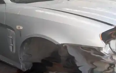 Peça sobressalente para automóvel em segunda mão guarda-lamas dianteiro direito por hyundai coupe (gk) 1.6 16v cat referências oem iam 