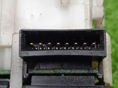 Pezzo di ricambio per auto di seconda mano comando pulito per nissan note (e11e) 1.5 dci turbodiesel cat riferimenti oem iam 252609u00a  