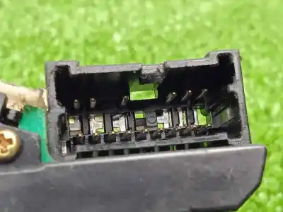 Pezzo di ricambio per auto di seconda mano comando pulito per nissan note (e11e) 1.5 dci turbodiesel cat riferimenti oem iam 252609u00a  