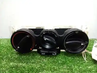 Peça sobressalente para automóvel em segunda mão comando de sofagem (chauffage / ar condicionado)  por seat leon (1m1) 1.9 tdi referências oem iam 1m0820045c