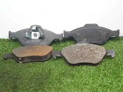 Peça sobressalente para automóvel em segunda mão pastilhas para travão por ford fiesta (cbk) 1.4 16v cat referências oem iam 181343