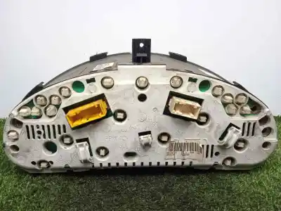 Pièce détachée automobile d'occasion compteur de vitesse tableau de bord pour peugeot 206 berlina 1.9 diesel références oem iam 9643401180 - 05010510006 - 09032109805  