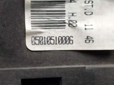 Pièce détachée automobile d'occasion compteur de vitesse tableau de bord pour peugeot 206 berlina 1.9 diesel références oem iam 9643401180 - 05010510006 - 09032109805  