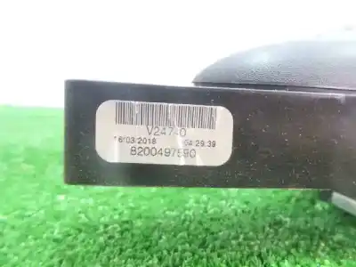 Second-hand car spare part exterior right front door handle for renault kangoo express 1.5 dci oem iam references 8200497590  