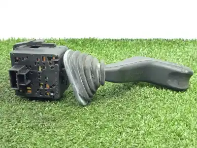 Second-hand car spare part headlights switch for opel combo 1.3 16v cdti oem iam references 09185413  