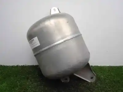 Pièce détachée automobile d'occasion accumulateur de suspension/amortissement central pour audi allroad quattro (4b5) 2.5 tdi (132kw) références oem iam 4z7616201