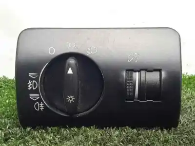 Pièce détachée automobile d'occasion bouton interrupteur pour audi allroad quattro (4b5) 2.5 tdi (132kw) références oem iam 4b1941531b