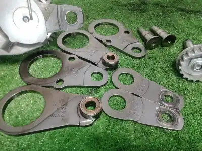 Pezzo di ricambio per auto di seconda mano kit distribuzione per volkswagen phaeton (3d2/3d8) 4.9 v10 tdi cat (ajs) riferimenti oem iam   