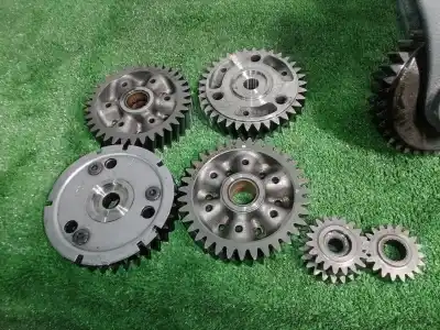 Pezzo di ricambio per auto di seconda mano kit distribuzione per volkswagen phaeton (3d2/3d8) 4.9 v10 tdi cat (ajs) riferimenti oem iam   