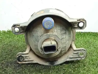 Автозапчасти б/у правая противотуманная фара за mitsubishi l 200 2.4 di-d cat ссылки oem iam 8324a014 - 89207251  