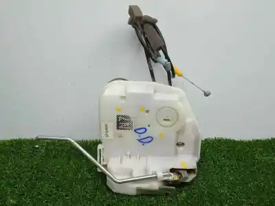 Автозапчастина б/у замок передній праві двері для mitsubishi l 200 2.4 di-d cat посилання на oem iam 5715a966