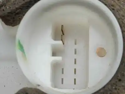 Автозапчастина б/у замок заднього правого дверя для mitsubishi l 200 2.4 di-d cat посилання на oem iam 5745a500  