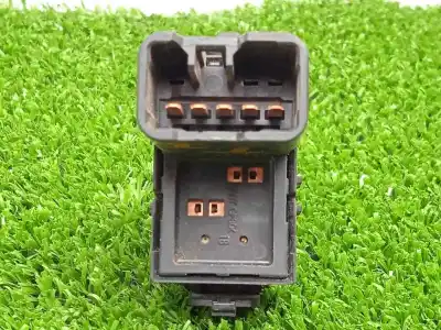 Автозапчасти б/у управление задними левыми стеклами за mitsubishi l 200 2.4 di-d cat ссылки oem iam 8608a320  