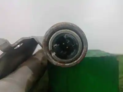 Автозапчастина б/у передня права подушка безпеки для mitsubishi l 200 2.4 di-d cat посилання на oem iam 7030a710  