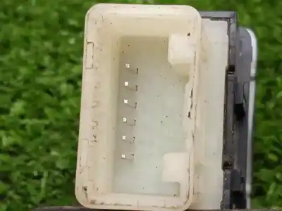 Автозапчастина б/у вимикач для mitsubishi l 200 2.4 di-d cat посилання на oem iam 8606a023  