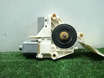 Second-hand car spare part rear left window motor for peugeot 407 2.0 16v hdi cat (rhr / dw10bted4) oem iam references 0130822201 - 994651102  