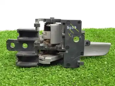 Автозапчасти б/у внутри передней правой ручки за mitsubishi l 200 2.4 di-d cat ссылки oem iam 5716a614ha  15-19