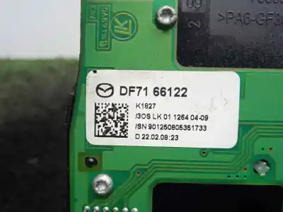 Second-hand car spare part headlights switch for mazda 2 lim. (de) 1.4 diesel cat oem iam references df7166122  1.niebla