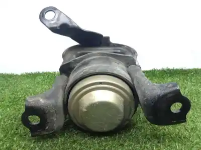 Second-hand car spare part right engine support for toyota corolla (_e12_) 1.4 d (nde120_) oem iam references 1230533060  