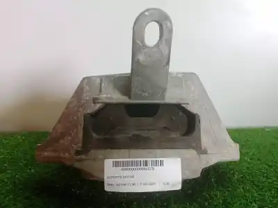 Pezzo di ricambio per auto di seconda mano supporto motore per opel astra j (p10) 1.7 cdti (68) riferimenti oem iam 13248546