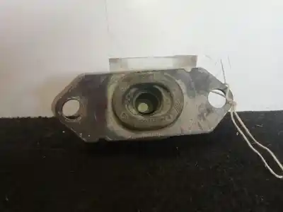 Second-hand car spare part left engine support for renault clio iii 1.5 dci diesel oem iam references 8200352861a