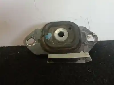 Second-hand car spare part left engine support for renault clio iii 1.5 dci diesel oem iam references 8200352861a  
