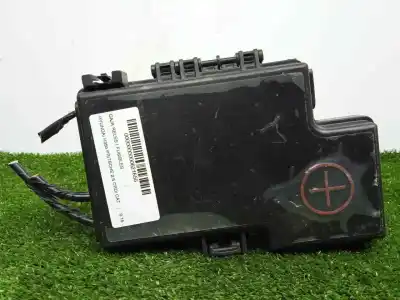 Pièce détachée automobile d'occasion boîtes à fusibles pour hyundai h350 furgoneta 2.5 crdi références oem iam 9182059510